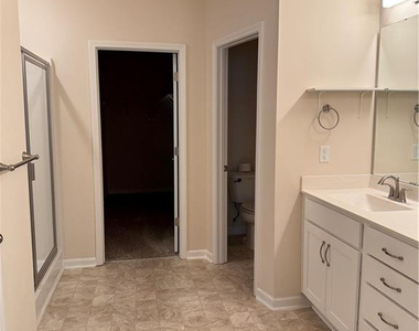 487 Union Street - Photo Thumbnail 12