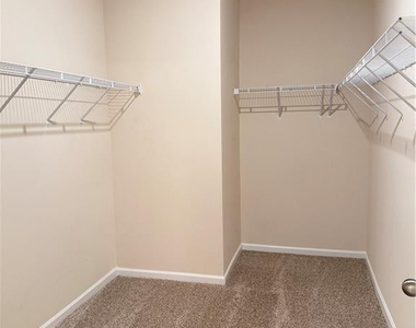 487 Union Street - Photo Thumbnail 15