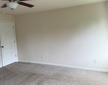 487 Union Street - Photo Thumbnail 27