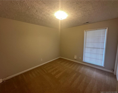 7850 Penelope Drive - Photo Thumbnail 14