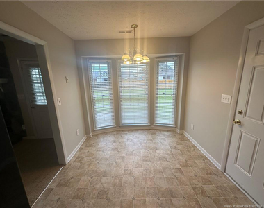 7850 Penelope Drive - Photo Thumbnail 6