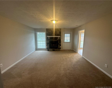 7850 Penelope Drive - Photo Thumbnail 8