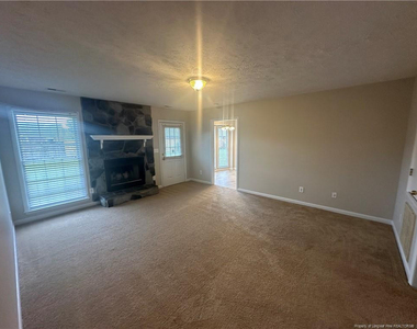 7850 Penelope Drive - Photo Thumbnail 9
