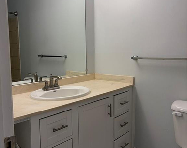 559 Winding Creek Road - Photo Thumbnail 16