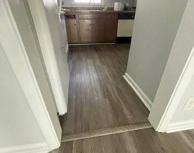 559 Winding Creek Road - Photo Thumbnail 1