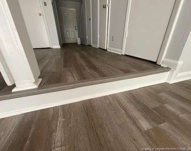 559 Winding Creek Road - Photo Thumbnail 2
