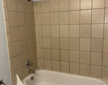559 Winding Creek Road - Photo Thumbnail 15