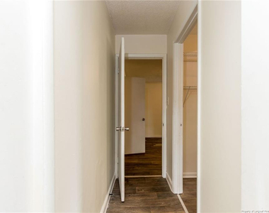205 S Seventh Street - Photo Thumbnail 9