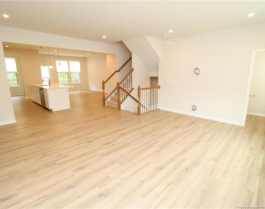 1242 Channing Park Circle - Photo Thumbnail 4