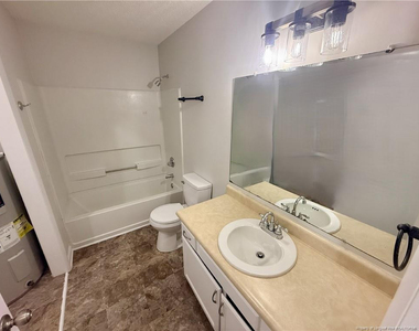 6868 Candlewood Drive - Photo Thumbnail 12