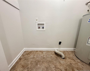 6868 Candlewood Drive - Photo Thumbnail 13