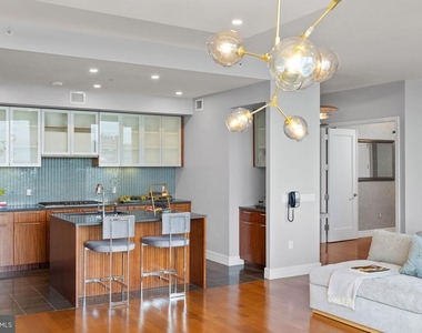 1414 S Penn Square - Photo Thumbnail 10