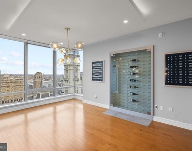 1414 S Penn Square - Photo Thumbnail 7