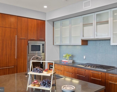 1414 S Penn Square - Photo Thumbnail 12