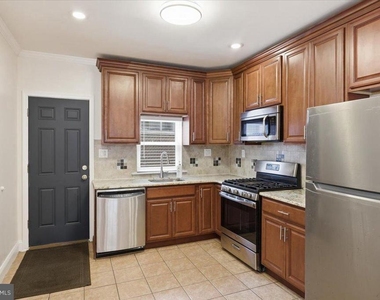 2653 S 6th Street - Photo Thumbnail 9
