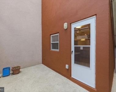 2653 S 6th Street - Photo Thumbnail 35