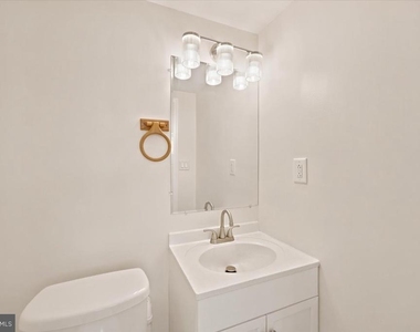 2653 S 6th Street - Photo Thumbnail 32