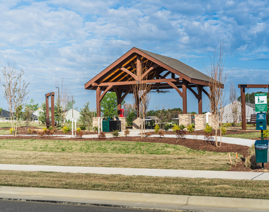 370 Freestall Drive - Photo Thumbnail 21