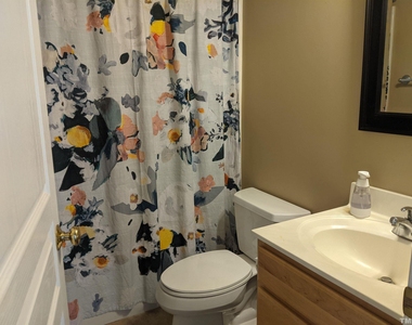 200 Charleston Lane - Photo Thumbnail 15