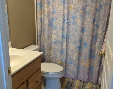 200 Charleston Lane - Photo Thumbnail 24