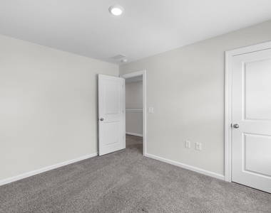 2466 Hutch Lane - Photo Thumbnail 31