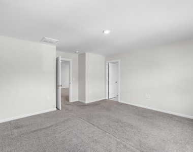 2466 Hutch Lane - Photo Thumbnail 24