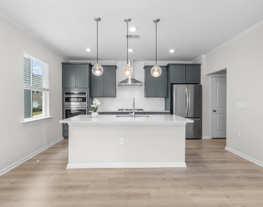 2466 Hutch Lane - Photo Thumbnail 5