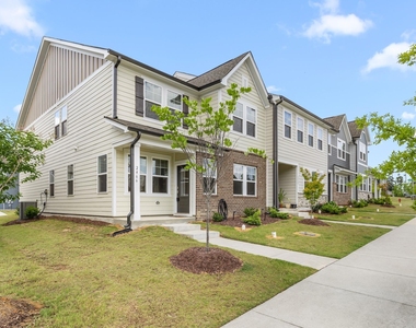 2466 Hutch Lane - Photo Thumbnail 35