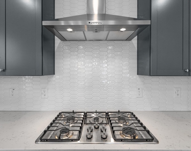 2466 Hutch Lane - Photo Thumbnail 8