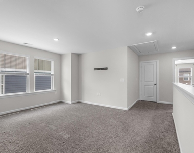 2466 Hutch Lane - Photo Thumbnail 19
