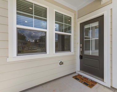 2466 Hutch Lane - Photo Thumbnail 2