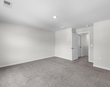 2466 Hutch Lane - Photo Thumbnail 23