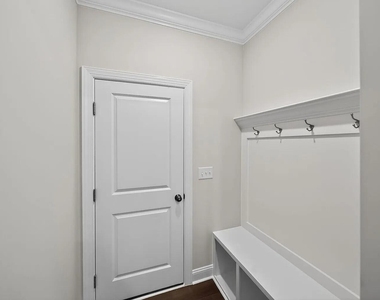 5449 Cayden Cove Drive - Photo Thumbnail 10