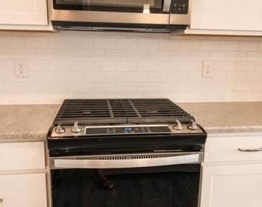 305 Annabelle Blue Drive - Photo Thumbnail 5