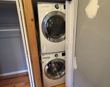 1224 Tasker Street - Photo Thumbnail 6