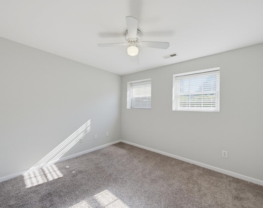 2910 Barrymore Street - Photo Thumbnail 35