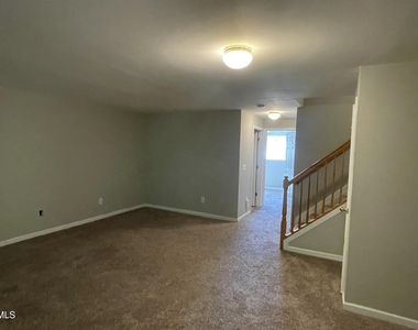 2910 Barrymore Street - Photo Thumbnail 18