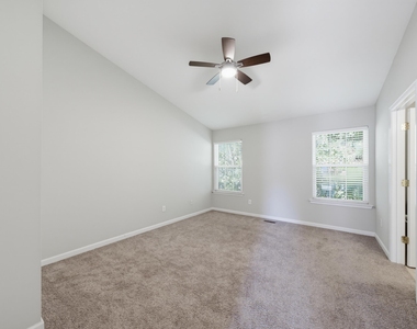 2910 Barrymore Street - Photo Thumbnail 21