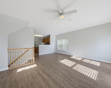 2910 Barrymore Street - Photo Thumbnail 4