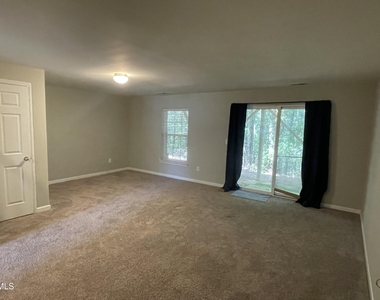 2910 Barrymore Street - Photo Thumbnail 19