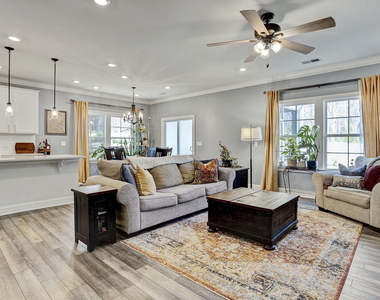 244 Chateau Way - Photo Thumbnail 9