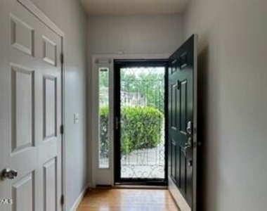 1401 Stone Manor Drive - Photo Thumbnail 2