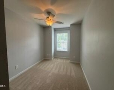 1401 Stone Manor Drive - Photo Thumbnail 22