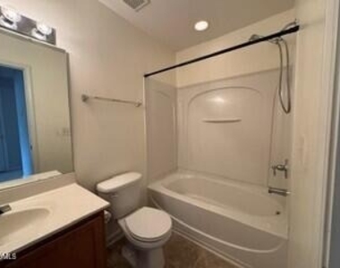 1401 Stone Manor Drive - Photo Thumbnail 24