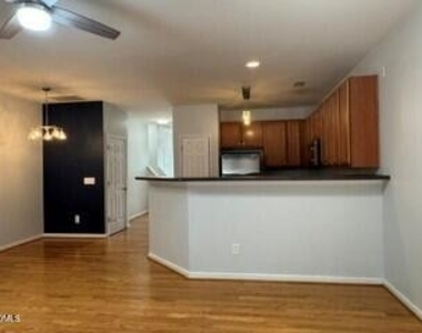 1401 Stone Manor Drive - Photo Thumbnail 8