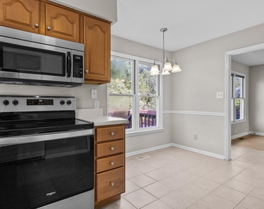 4309 Warfield Place - Photo Thumbnail 16