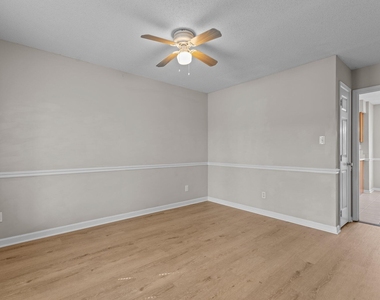 4309 Warfield Place - Photo Thumbnail 10