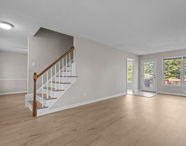 4309 Warfield Place - Photo Thumbnail 8