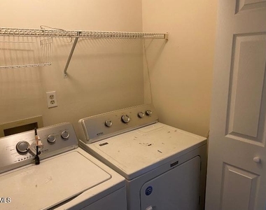 553 Darby Glen Lane - Photo Thumbnail 6