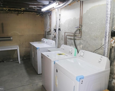 105 Saint Laurence Road - Photo Thumbnail 7
